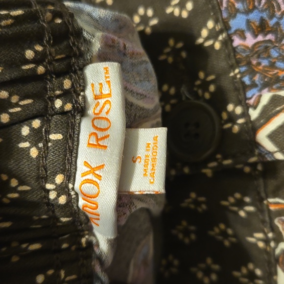 Knox Rose Shorts size Small - Picture 4 of 4